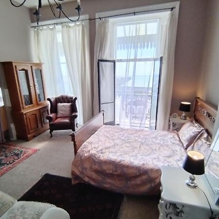 Sea View Studio Flat With Balcony, Parking Apartment Dover Exterior photo